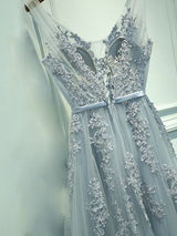 A-Line/Princess V-neck Floor Length Tulle Prom Formal Evening Dress with Applique