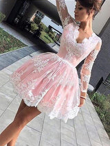 Ball Gown V-neck Lace Long Sleeves Short/Mini Homecoming Dress with Lace