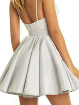 A-Line/Princess V-neck Tulle Sleeveless Short/Mini Prom Dress with Applique