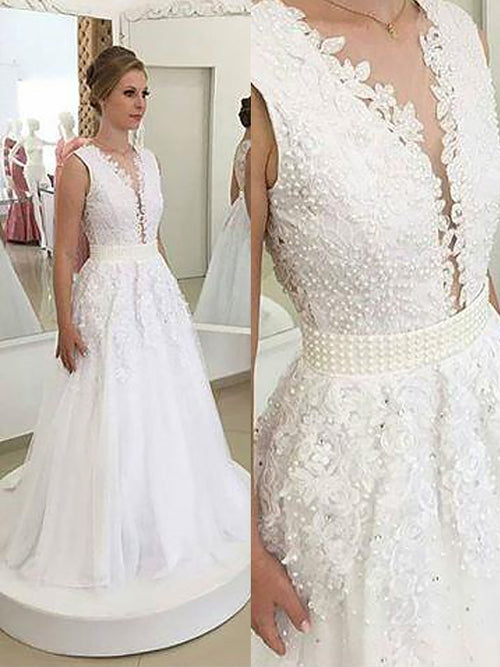A-Line/Princess V-neck Sweep/Brush Train Sleeveless Tulle Bridal Gown with Applique