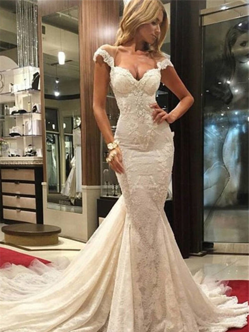 Trumpet/Mermaid V-neck Chapel Train Sleeveless Wedding Dress with Lace
