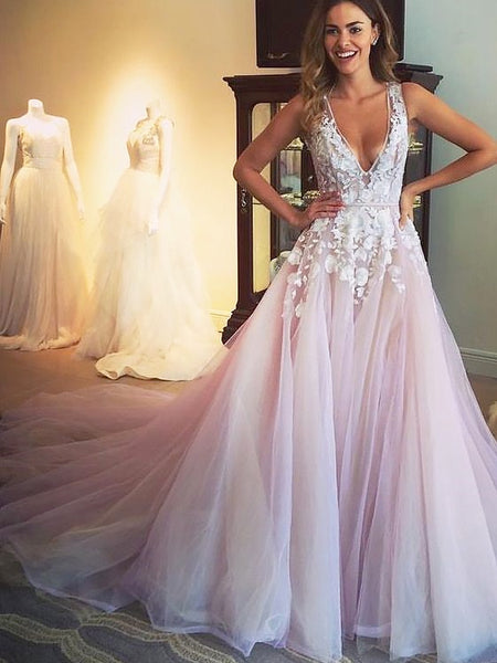 A-Line/Princess V-Neck Sweep/Brush Train Tulle Sleeveless Prom Evening Dress with Applique